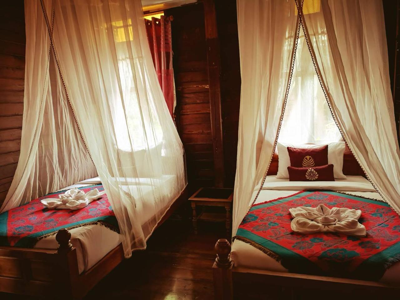 Baan Sithepaban Guesthouse Phitsanulok Exterior foto