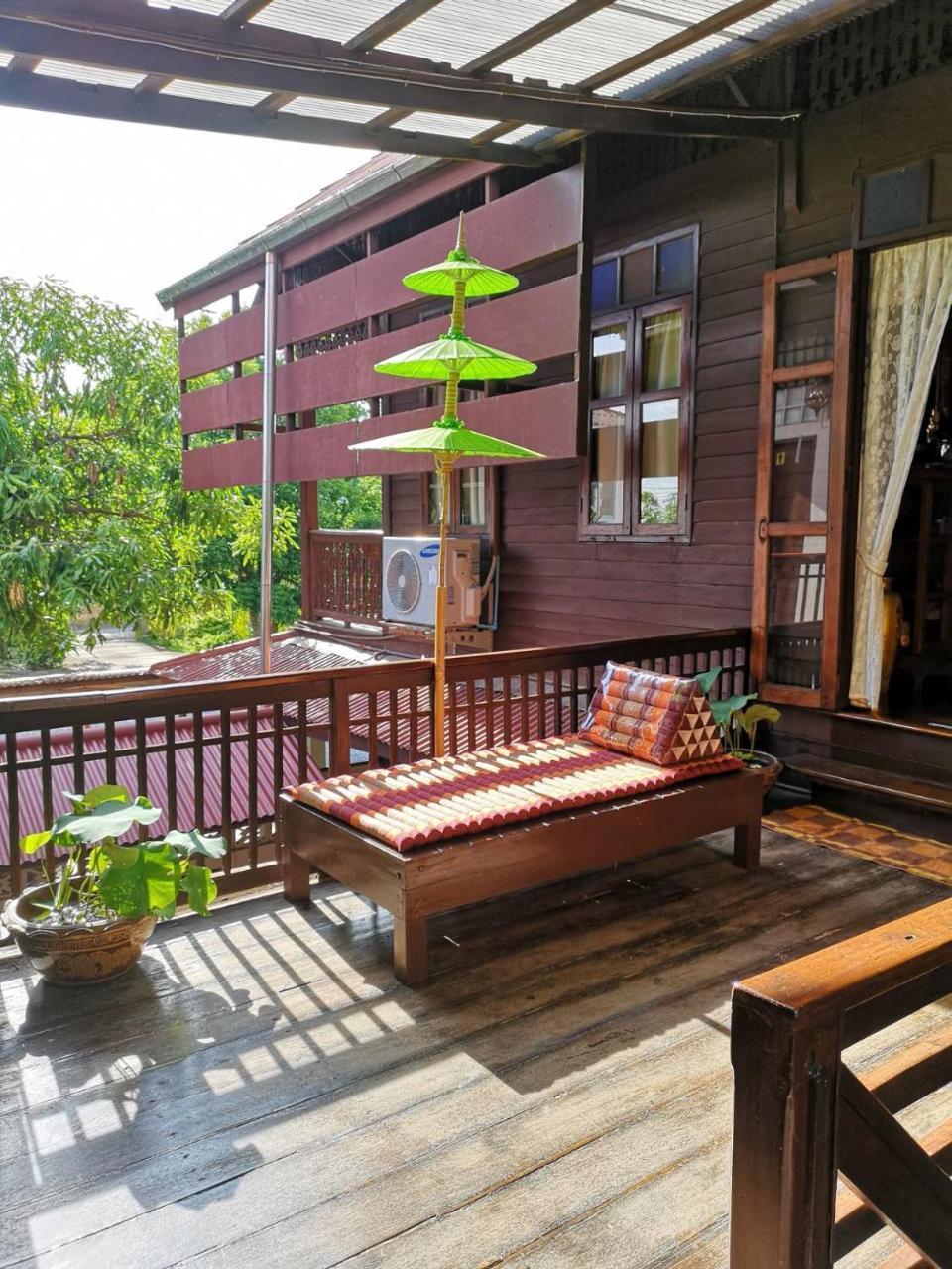 Baan Sithepaban Guesthouse Phitsanulok Exterior foto